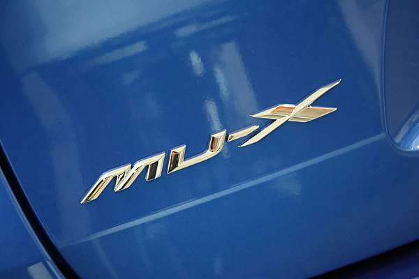 2025 Isuzu MU-X LS-M