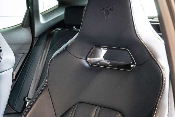 2023 CUPRA Formentor VZx KM