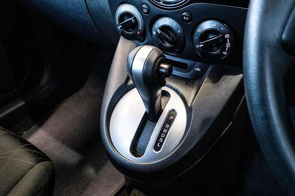 2011 Mazda 2 Neo DE Series 1