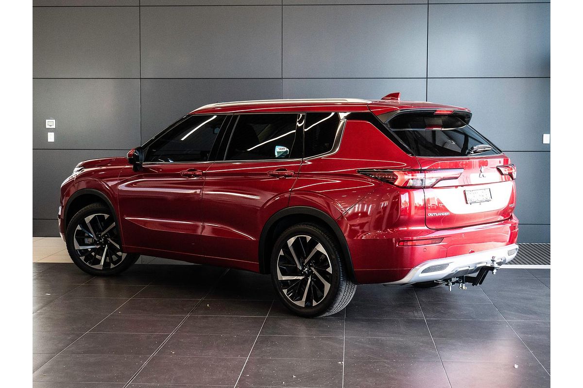 2022 Mitsubishi Outlander Exceed ZM