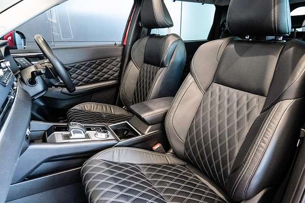2022 Mitsubishi Outlander Exceed ZM