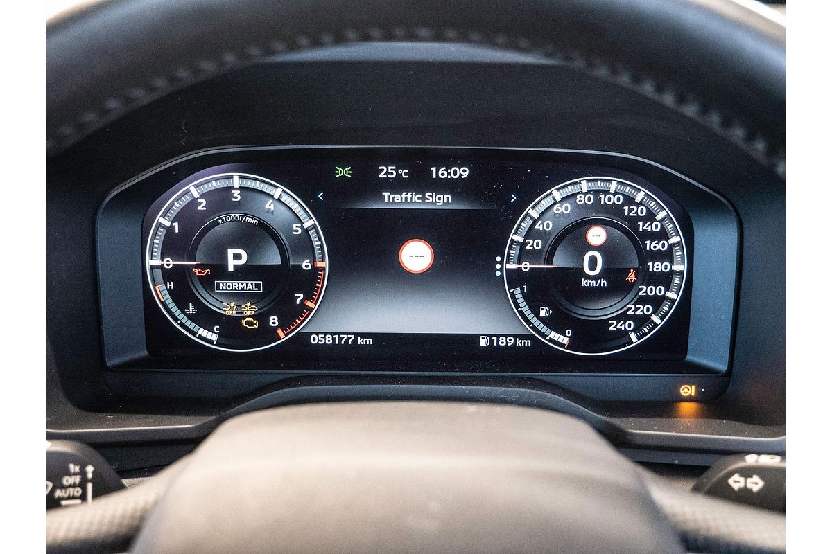 2022 Mitsubishi Outlander Exceed ZM