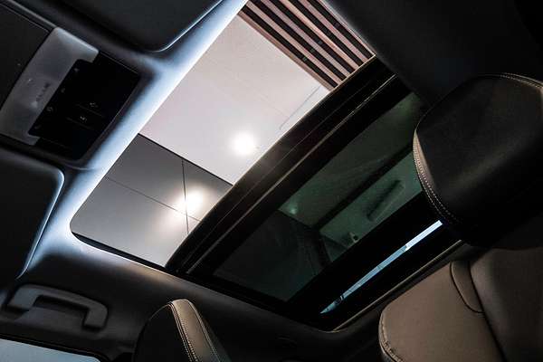 2022 Mitsubishi Outlander Exceed ZM