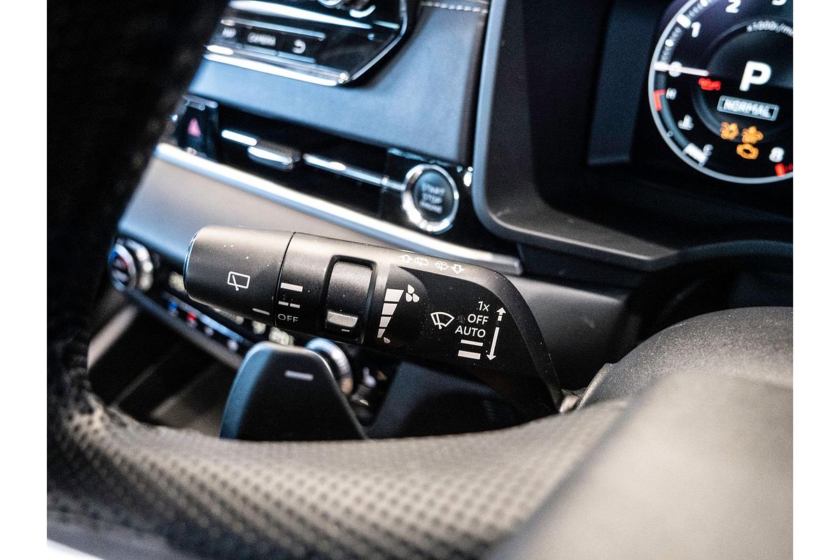 2022 Mitsubishi Outlander Exceed ZM