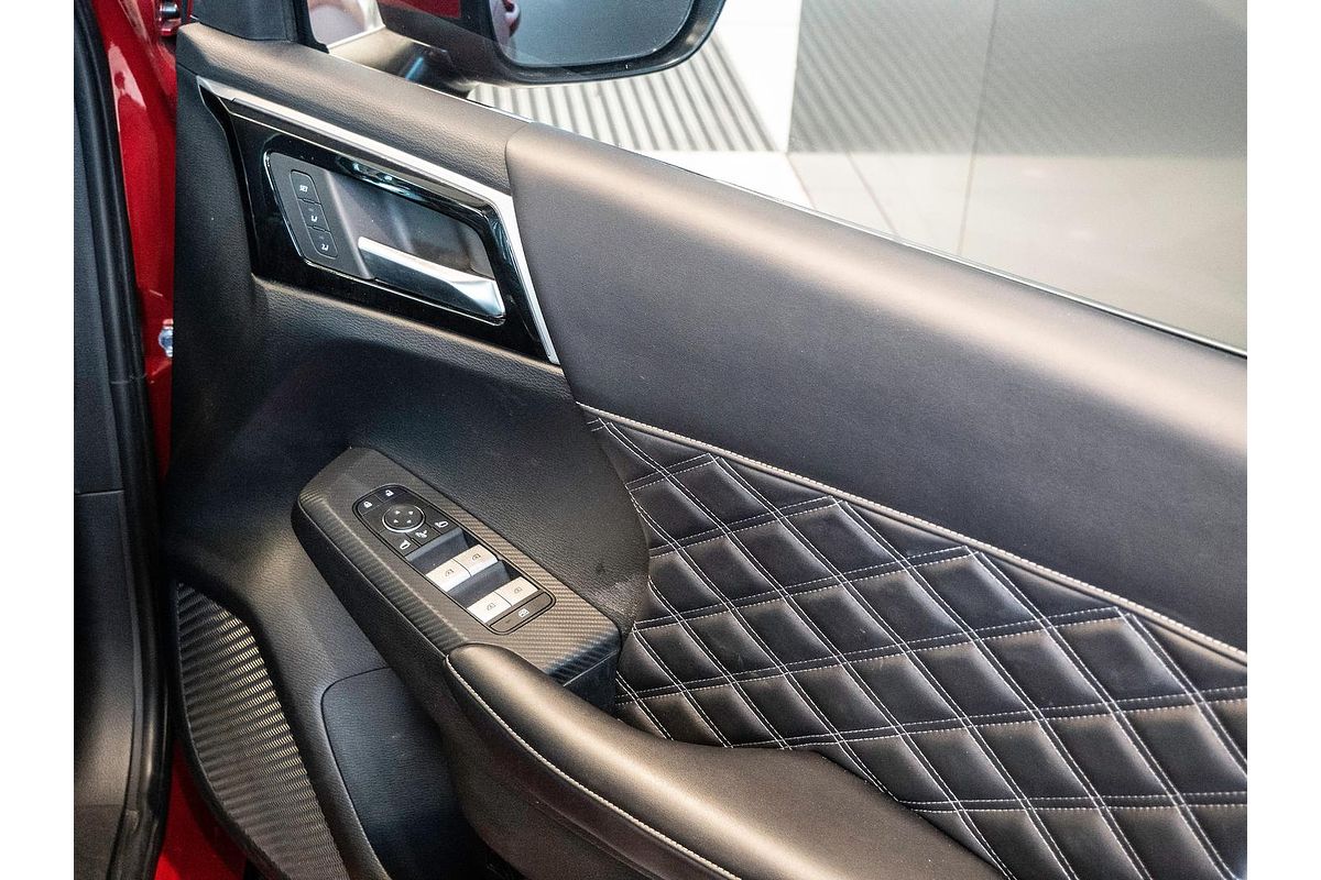 2022 Mitsubishi Outlander Exceed ZM