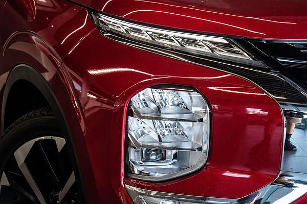 2022 Mitsubishi Outlander Exceed ZM