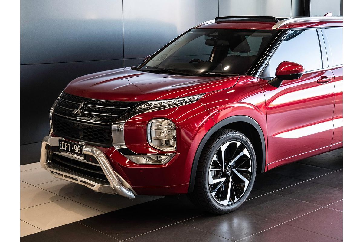 2022 Mitsubishi Outlander Exceed ZM
