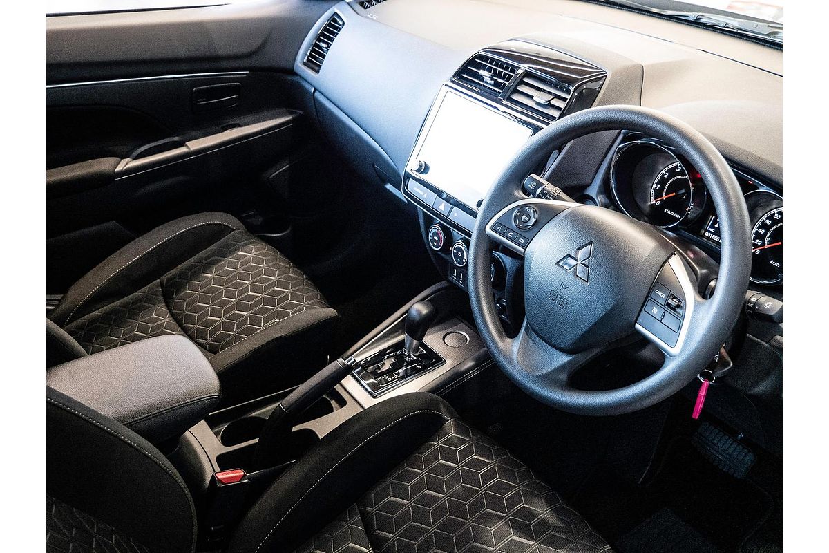 2024 Mitsubishi ASX GS XD