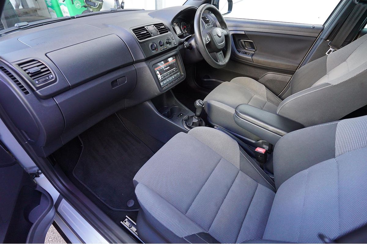 2012 SKODA FABIA FABIA 77 TSI 5JF MY12