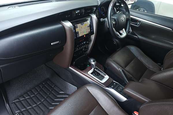 2017 Toyota Fortuner Crusade GUN156R