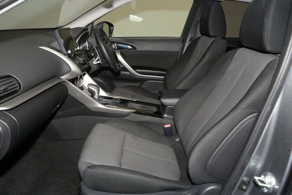2024 Mitsubishi Eclipse Cross LS YB