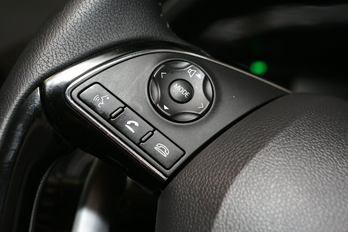 2024 Mitsubishi Eclipse Cross LS YB