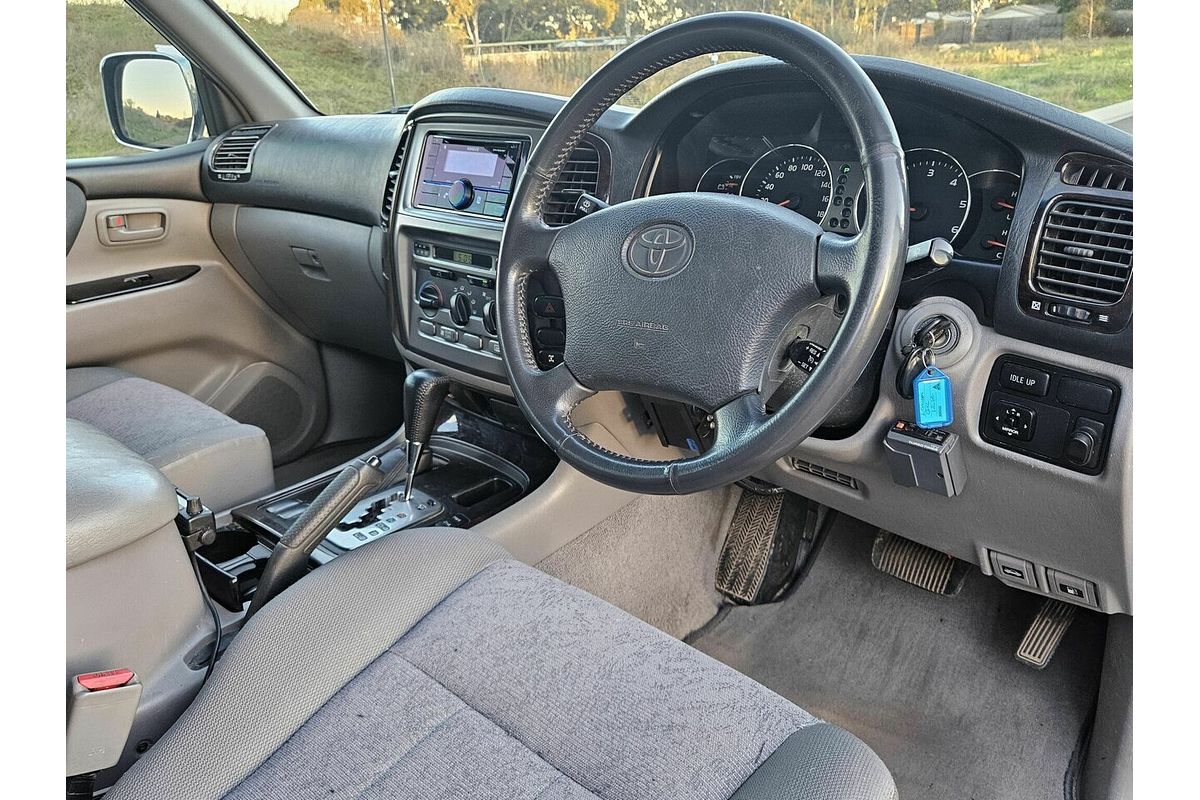 2005 Toyota Landcruiser GXL (4x4) HDJ100R