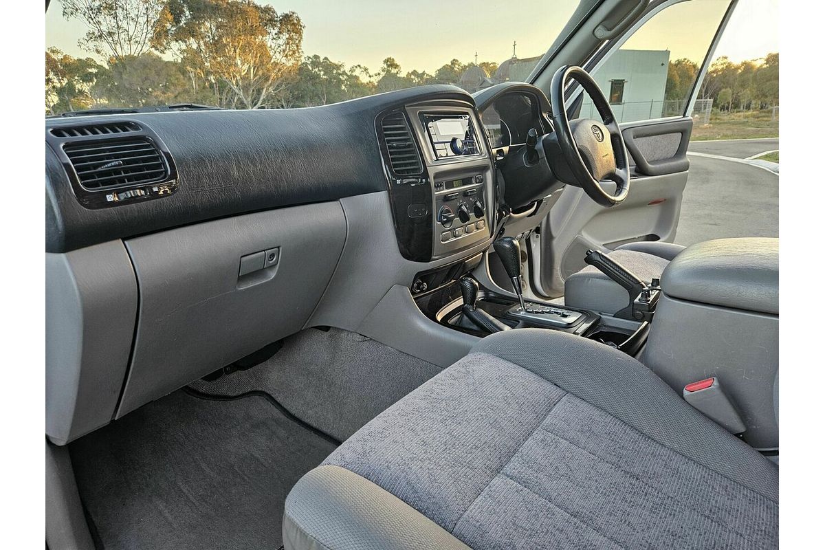 2005 Toyota Landcruiser GXL (4x4) HDJ100R