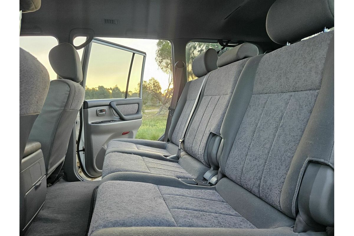 2005 Toyota Landcruiser GXL (4x4) HDJ100R