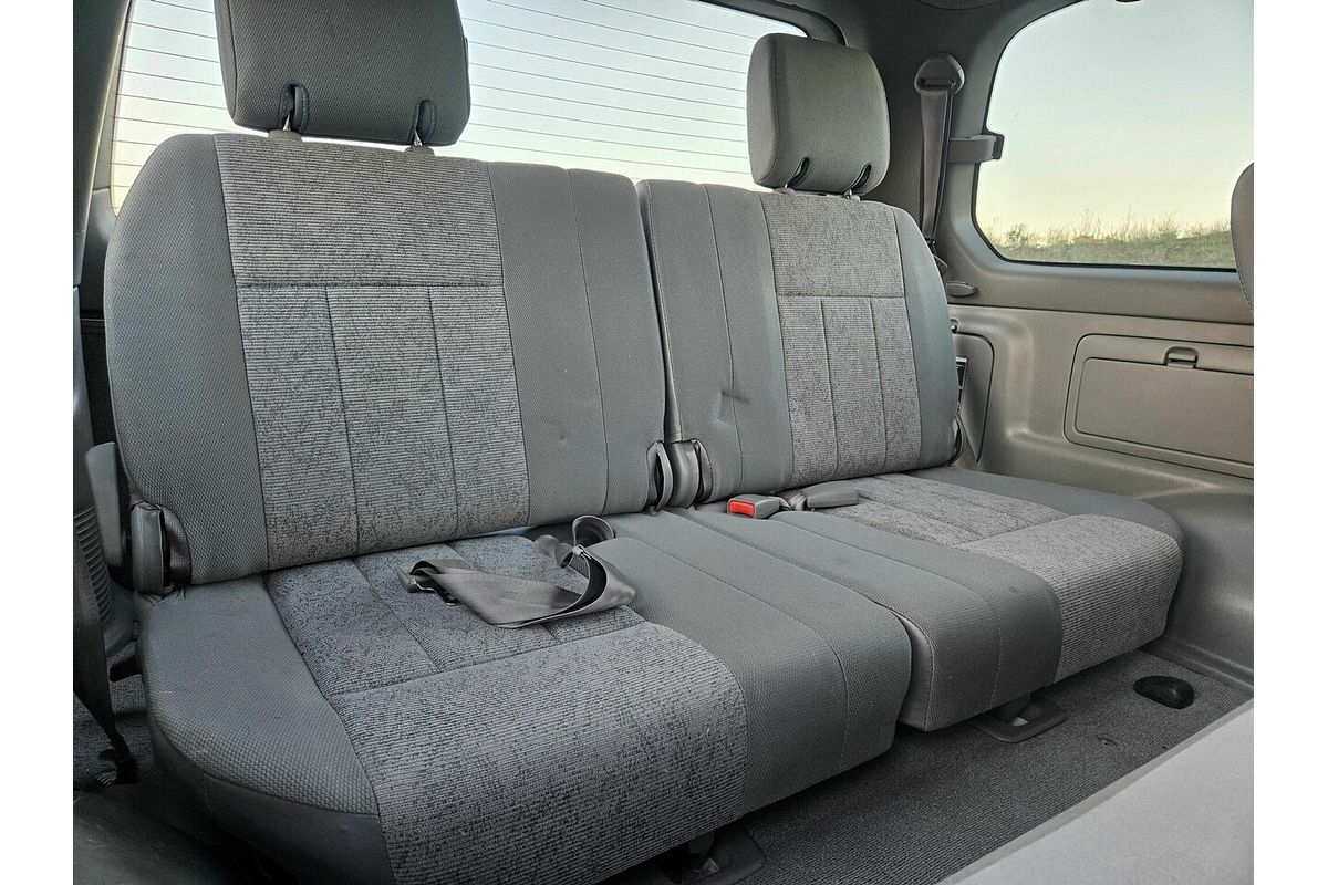 2005 Toyota Landcruiser GXL (4x4) HDJ100R