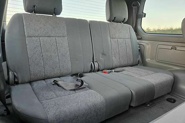 2005 Toyota Landcruiser GXL (4x4) HDJ100R