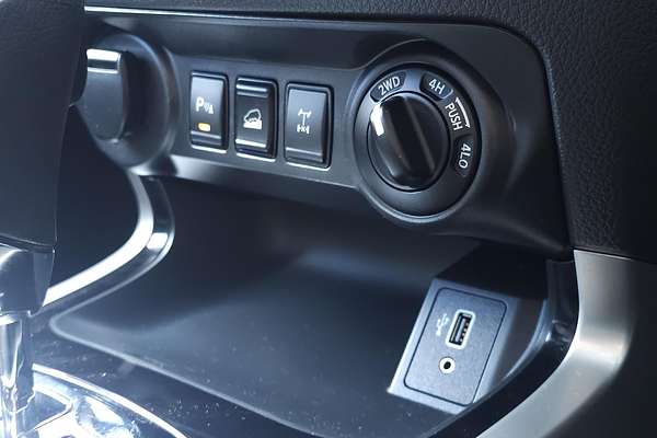 2020 Nissan Navara ST-X D23 Series 4 4X4