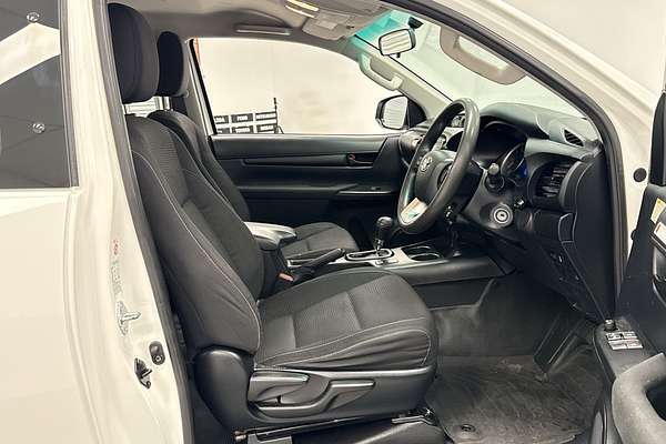 2018 Toyota Hilux SR GUN126R 4X4