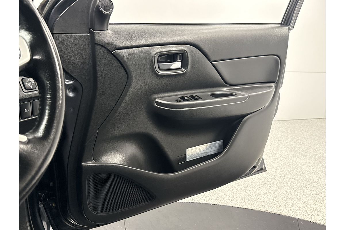 2021 Mitsubishi Triton GLX-R MR 4X4