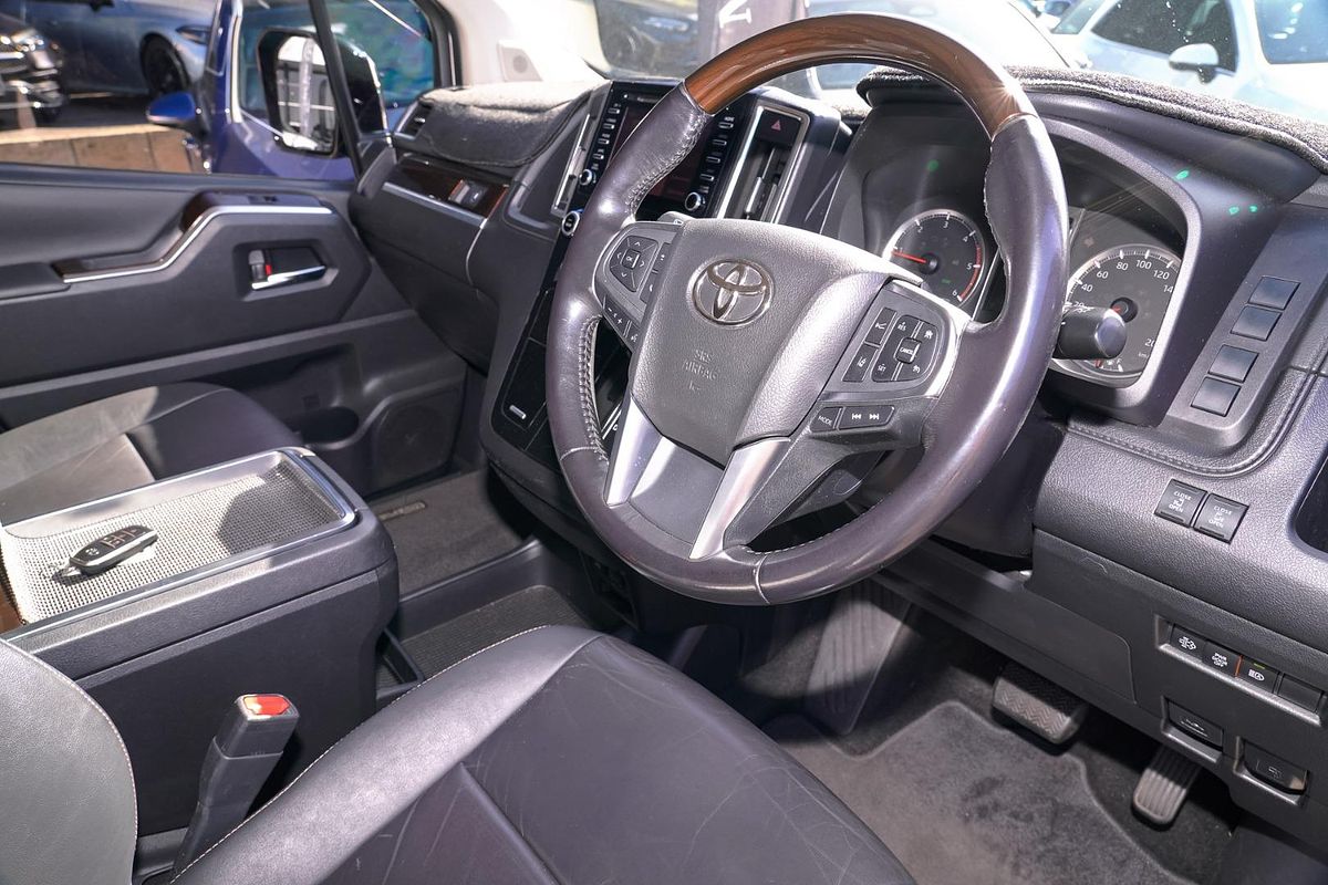 2019 Toyota Granvia VX GDH303R