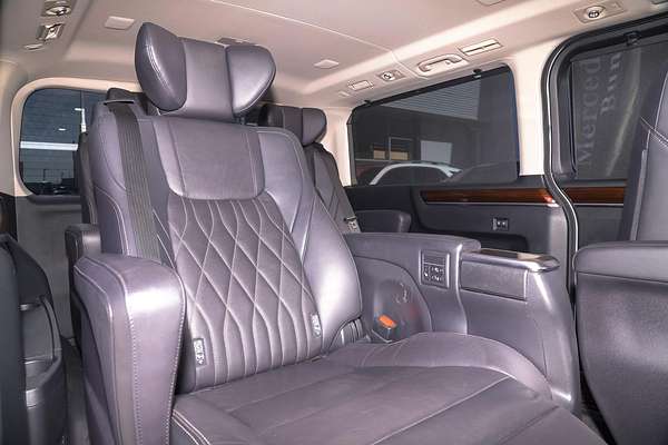 2019 Toyota Granvia VX GDH303R