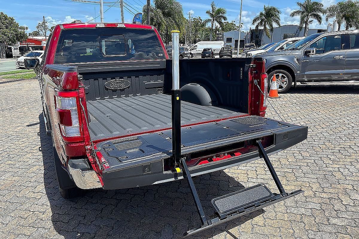 2023 Ford F-150 Lariat 4X4 LWB