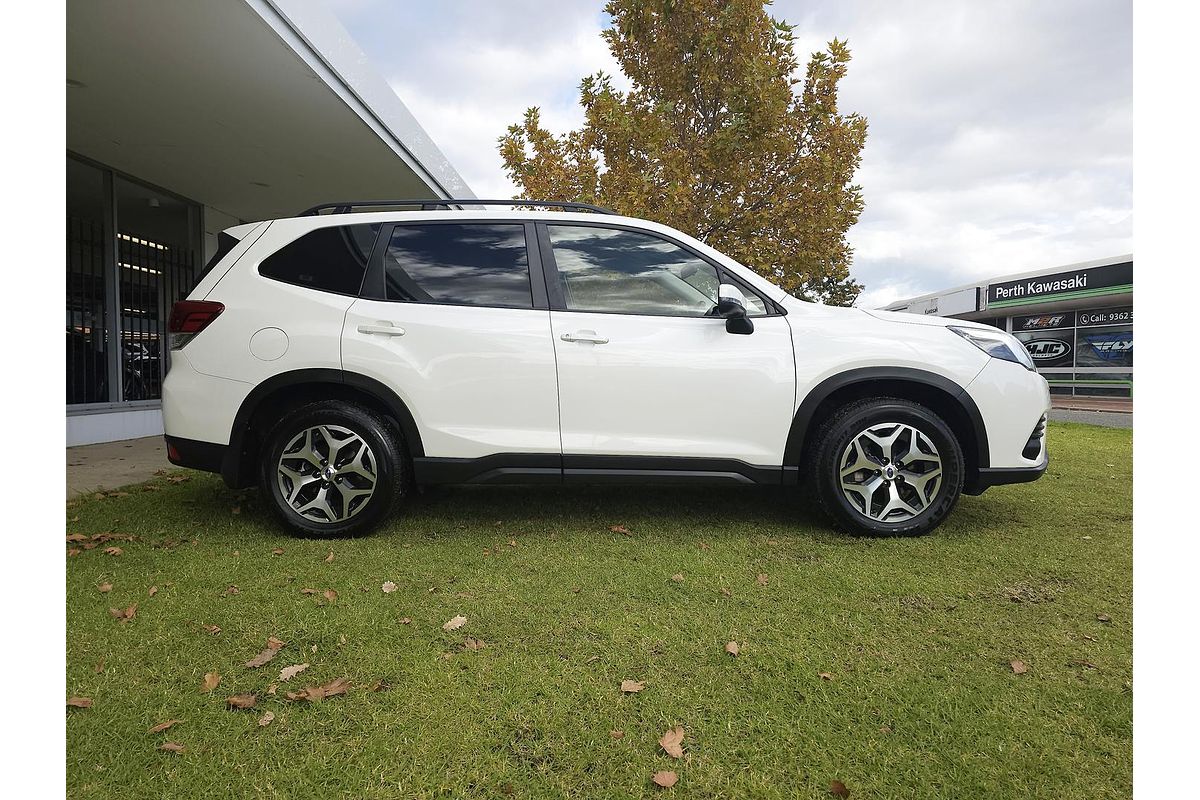2023 Subaru Forester 2.5i S5