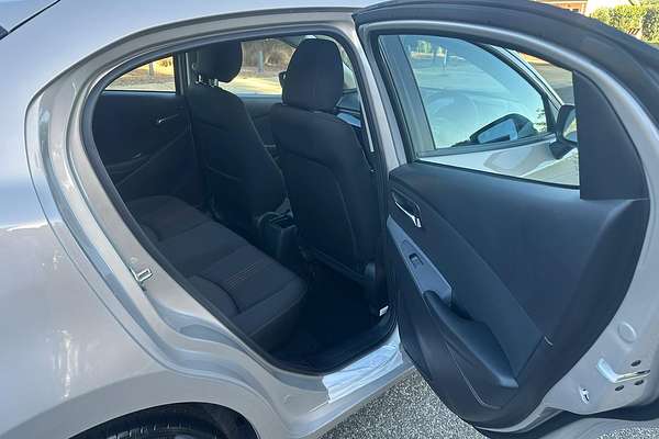2024 Mazda 2 G15 Evolve DJ Series