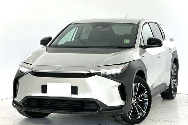 2024 Toyota bZ4X XEAM10R