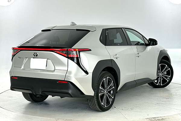 2024 Toyota bZ4X XEAM10R