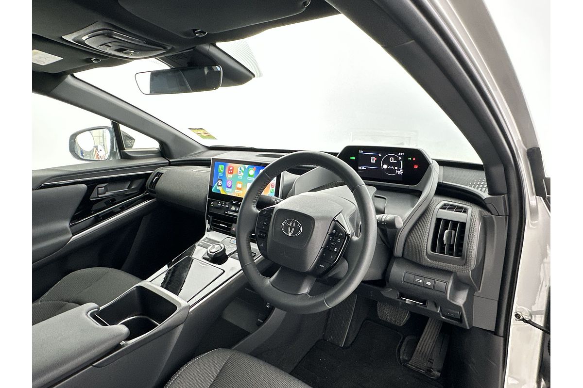 2024 Toyota bZ4X XEAM10R