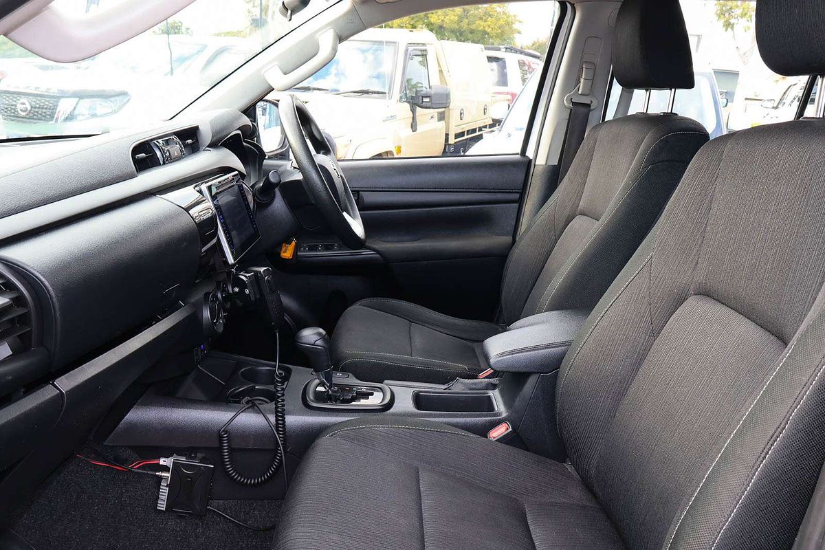 2016 Toyota Hilux SR GUN126R 4X4