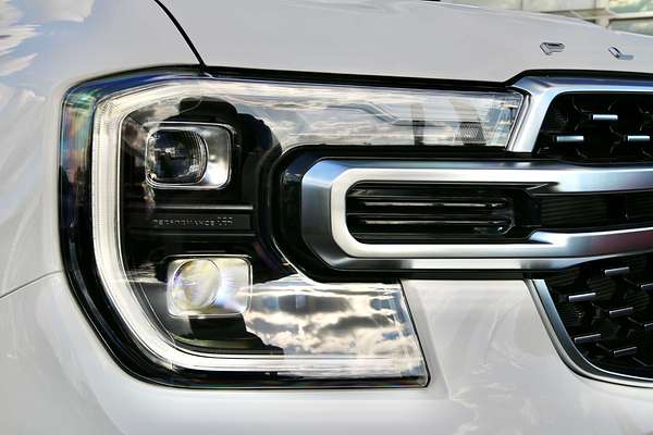 2025 Ford Everest Platinum 3.0L
