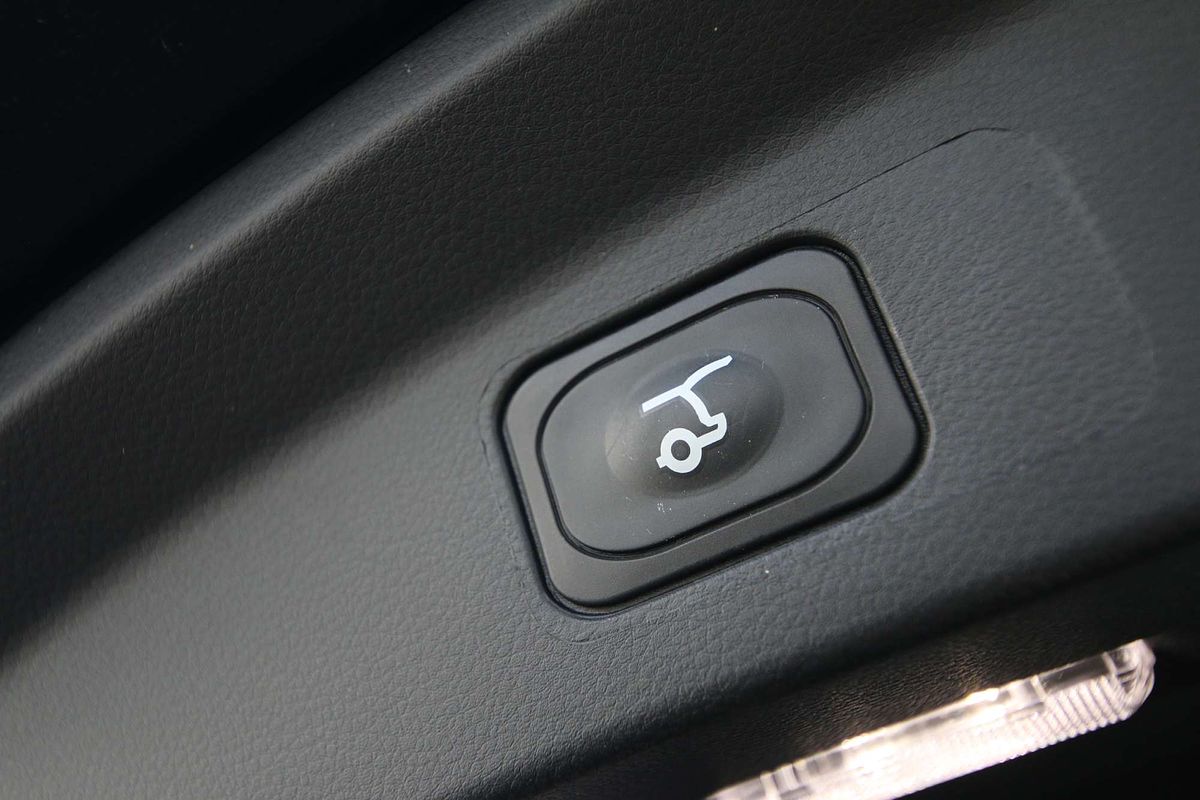 2025 Ford Everest Platinum 3.0L