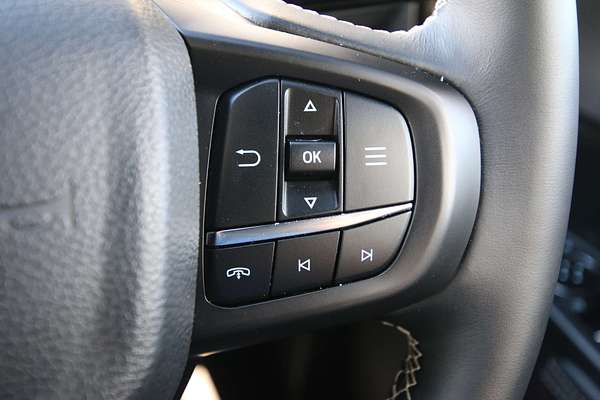 2025 Ford Everest Platinum 3.0L