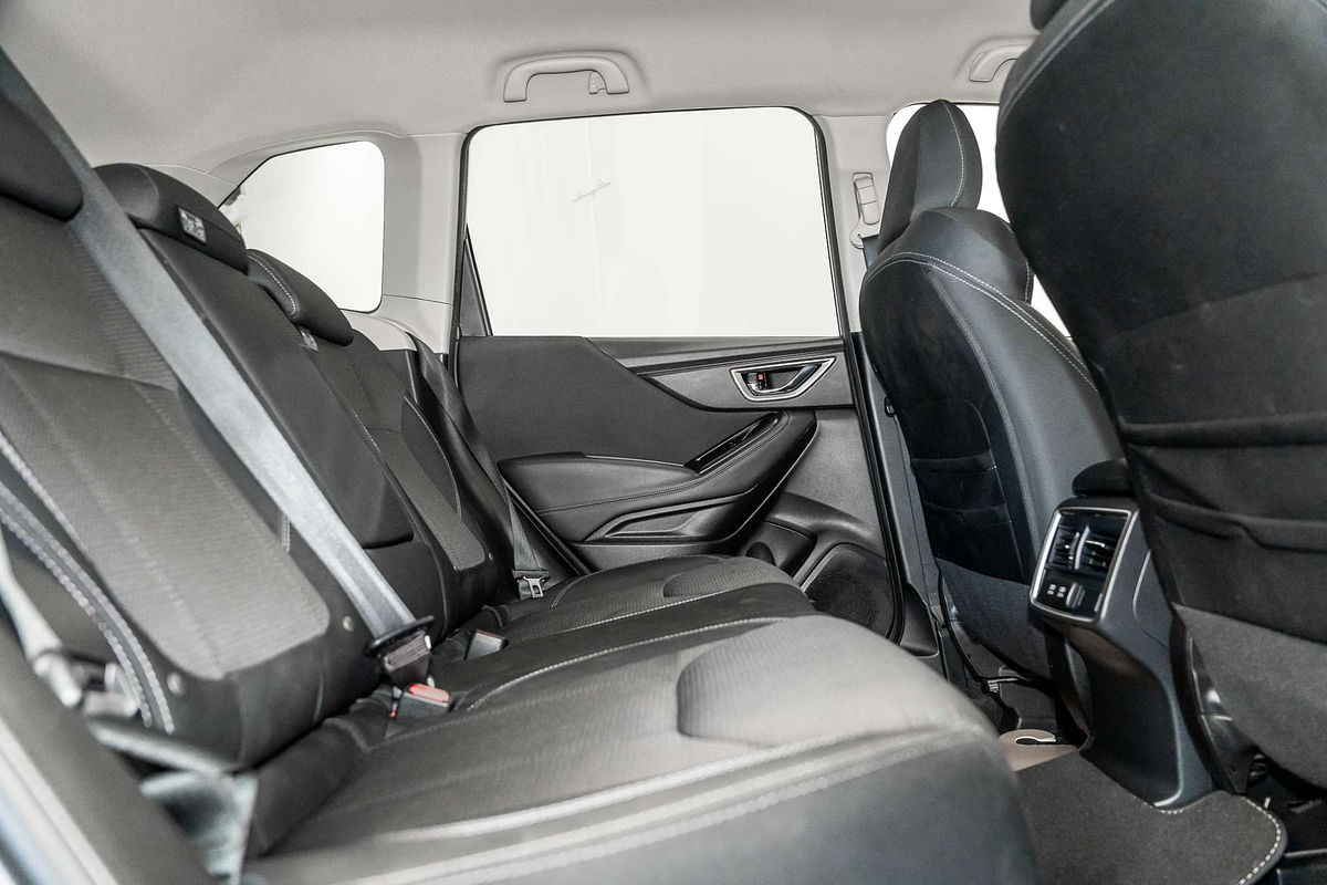 2022 Subaru Forester 2.5i-L S5