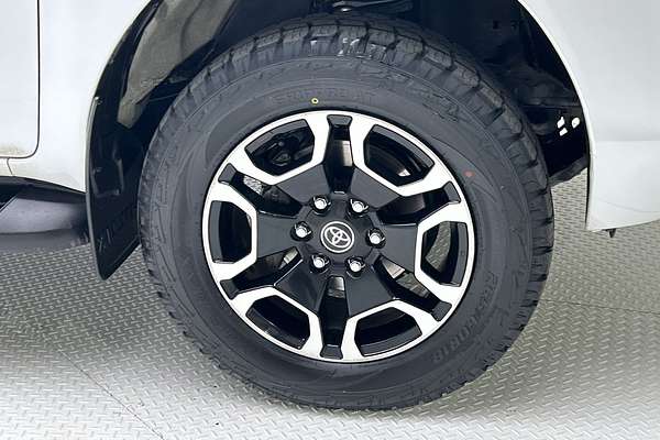 2022 Toyota Hilux SR5 GUN126R 4X4