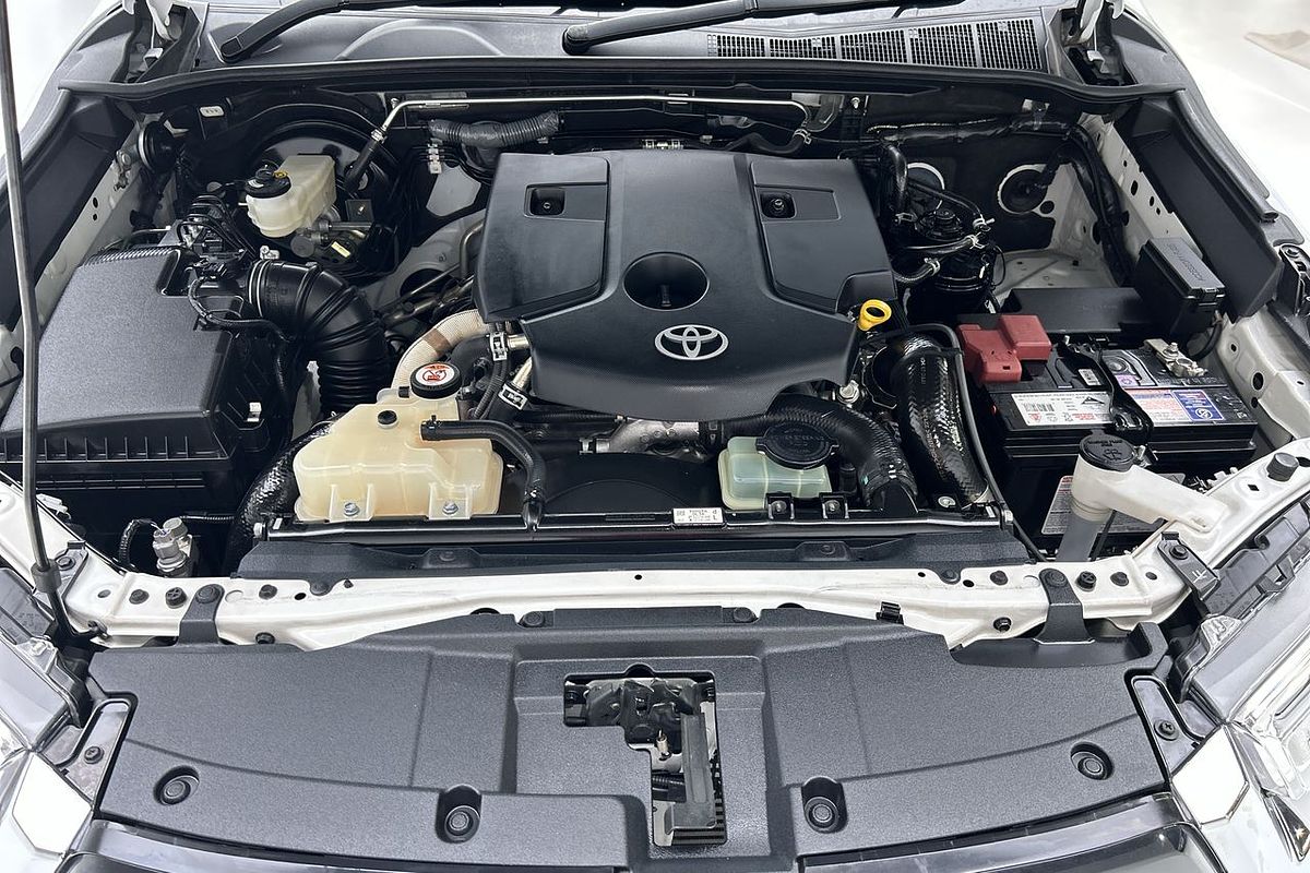 2022 Toyota Hilux SR5 GUN126R 4X4