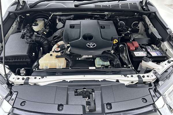 2022 Toyota Hilux SR5 GUN126R 4X4