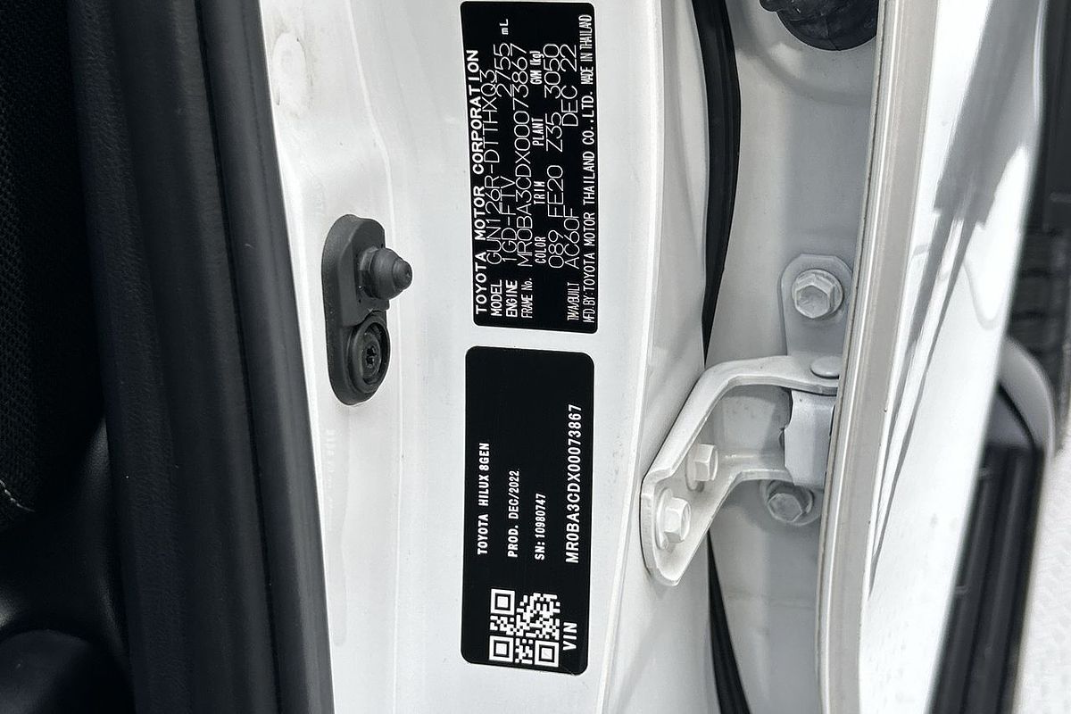 2022 Toyota Hilux SR5 GUN126R 4X4