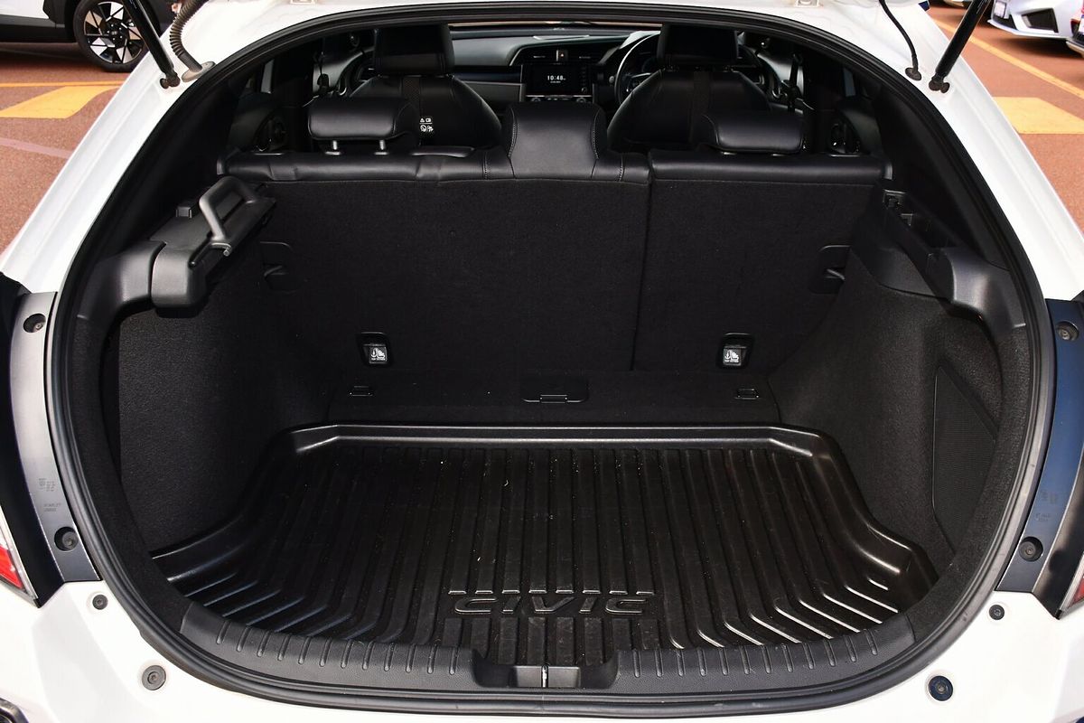 2020 Honda Civic VTi-LX 10th Gen