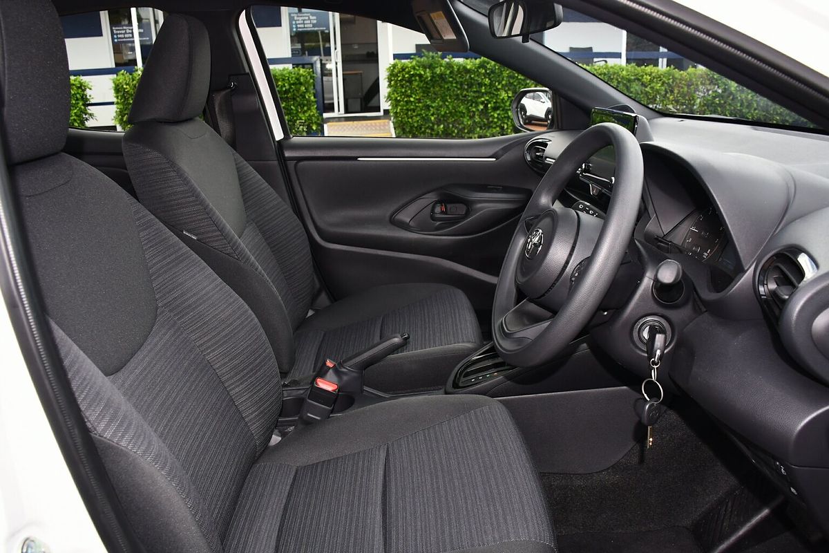 2022 Toyota Yaris Ascent Sport MXPA10R