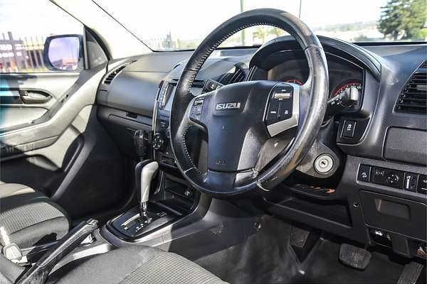 2019 Isuzu D-MAX SX 4X4
