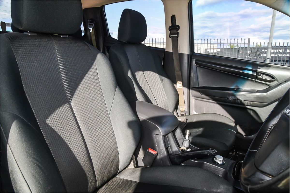 2019 Isuzu D-MAX SX 4X4