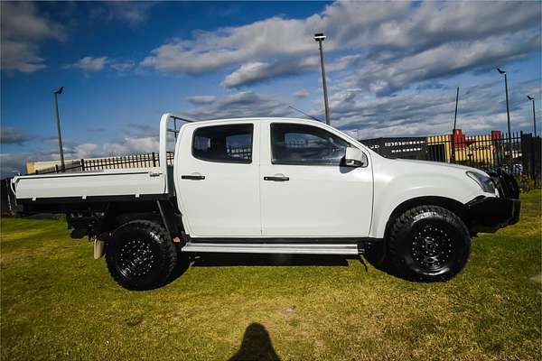 2019 Isuzu D-MAX SX 4X4