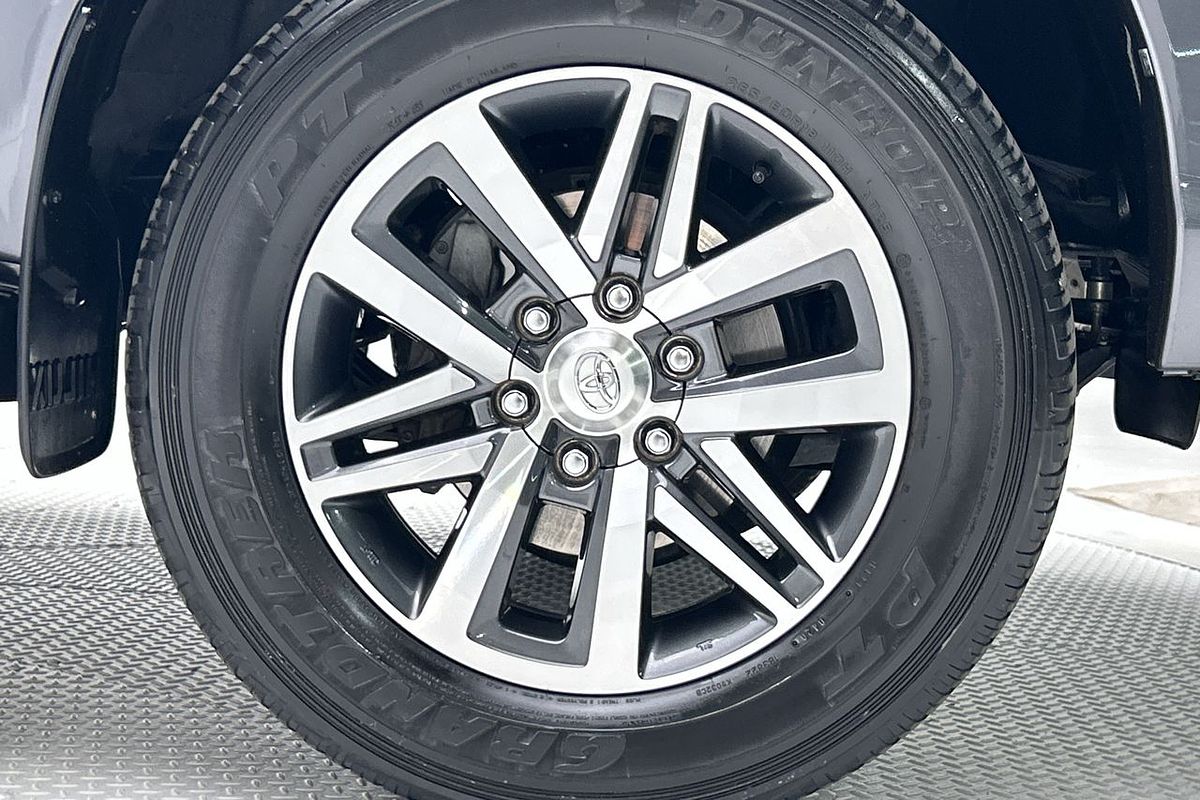 2020 Toyota Hilux SR5 GUN126R 4X4
