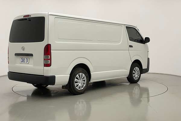 2015 Toyota Hiace TRH201R LWB