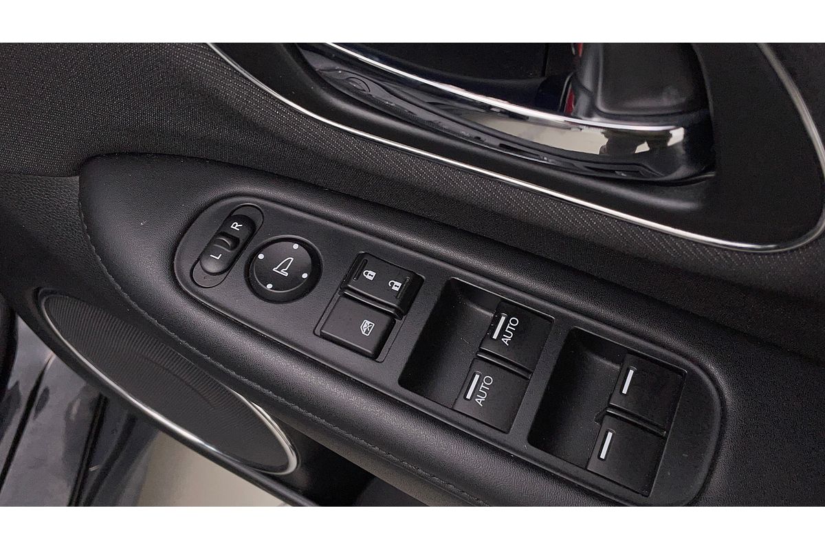2019 Honda HR-V VTi-S