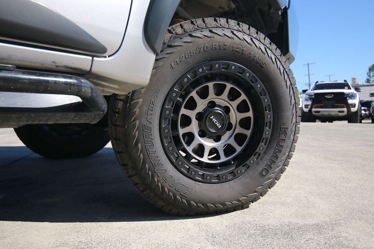 2019 Toyota Hilux Rugged X GUN126R 4X4